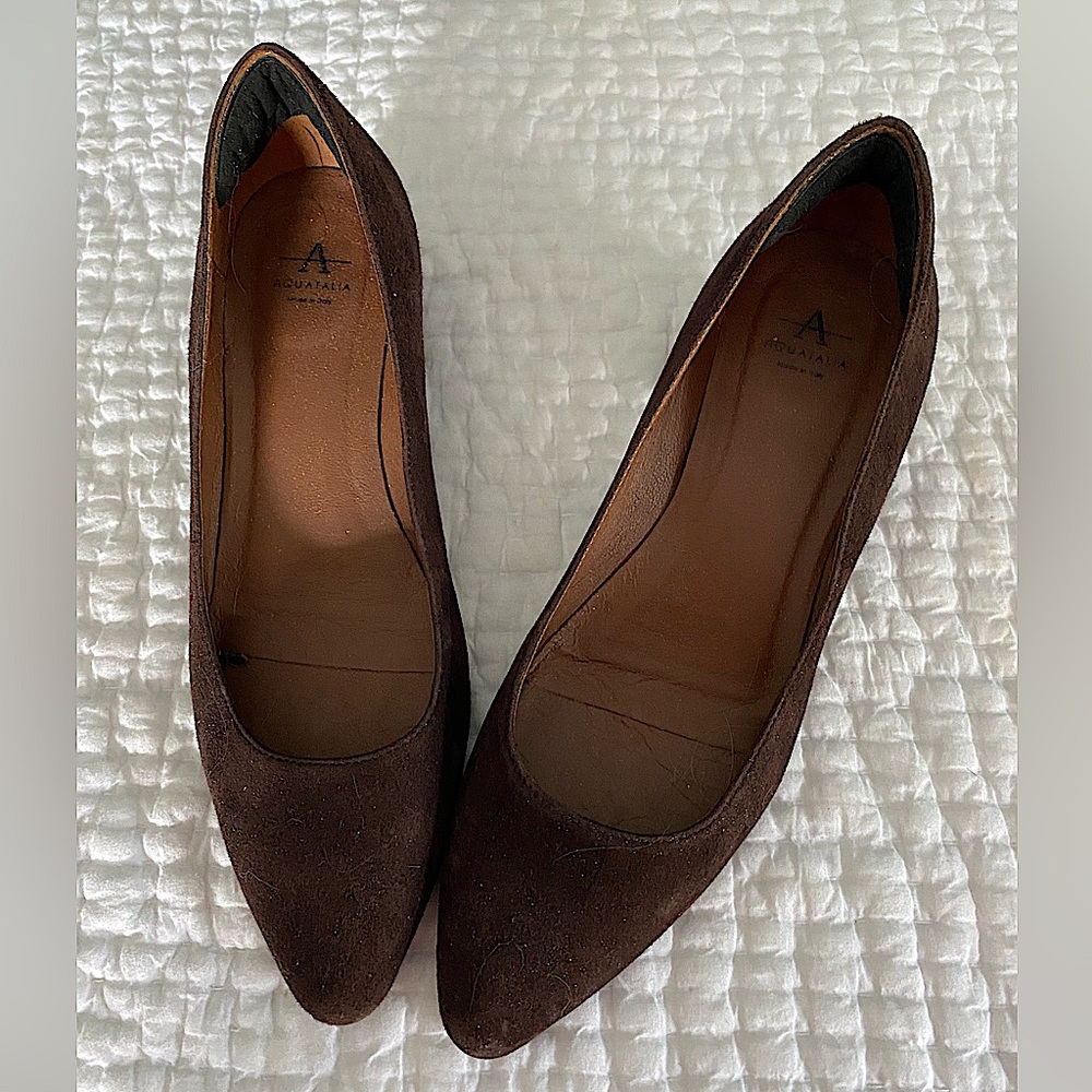 Aquatalia suede pumps